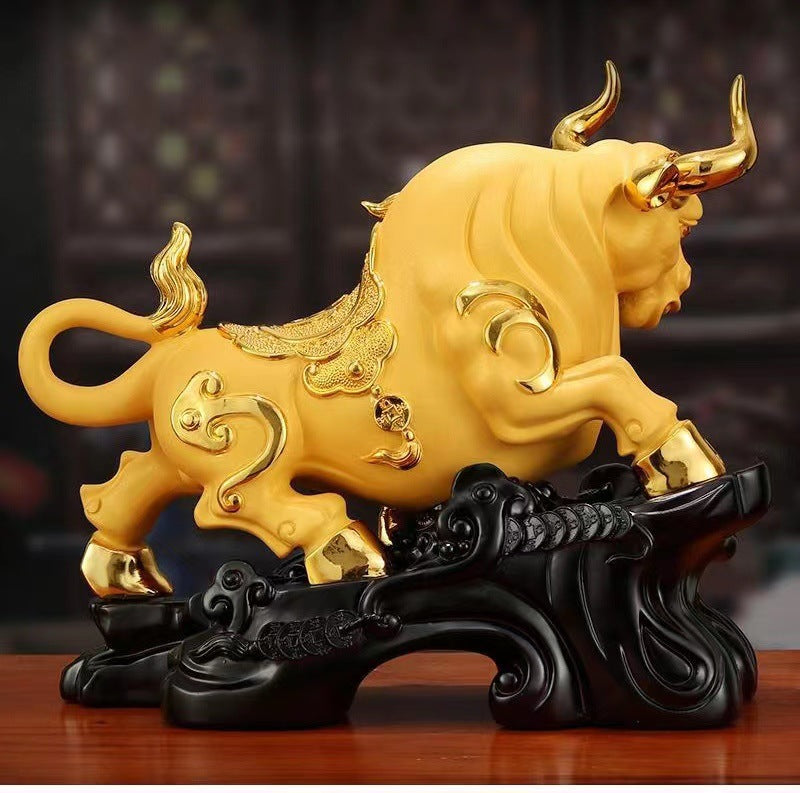 运势如虹鎏金生肖牛摆件